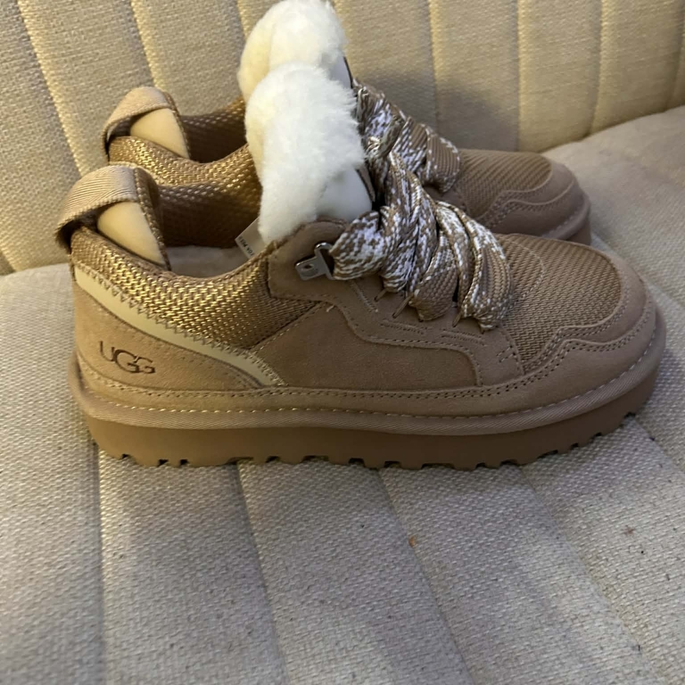 Lowmel UGGs Sand Color